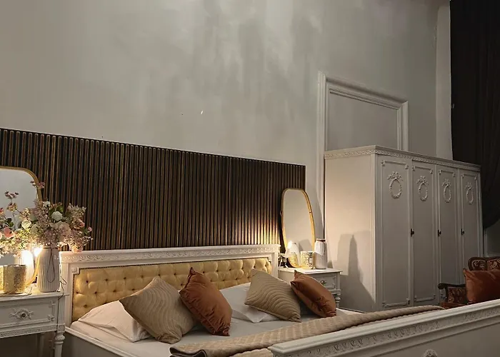 Csaky Palace 11 Apartment *